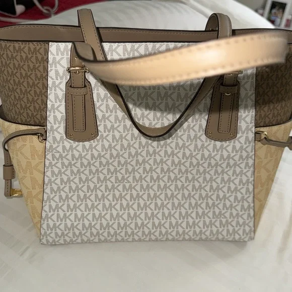 Michael Kors Brown and Cream Monogram Tote - Picture 4 of 6